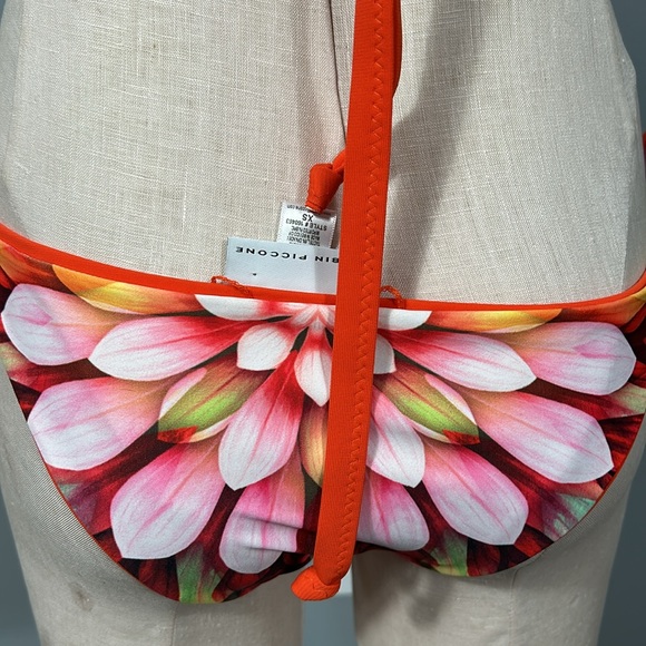 Robin Piccone 'Arianna' Reversible High Neck Bikini Top size X small - Picture 10 of 15